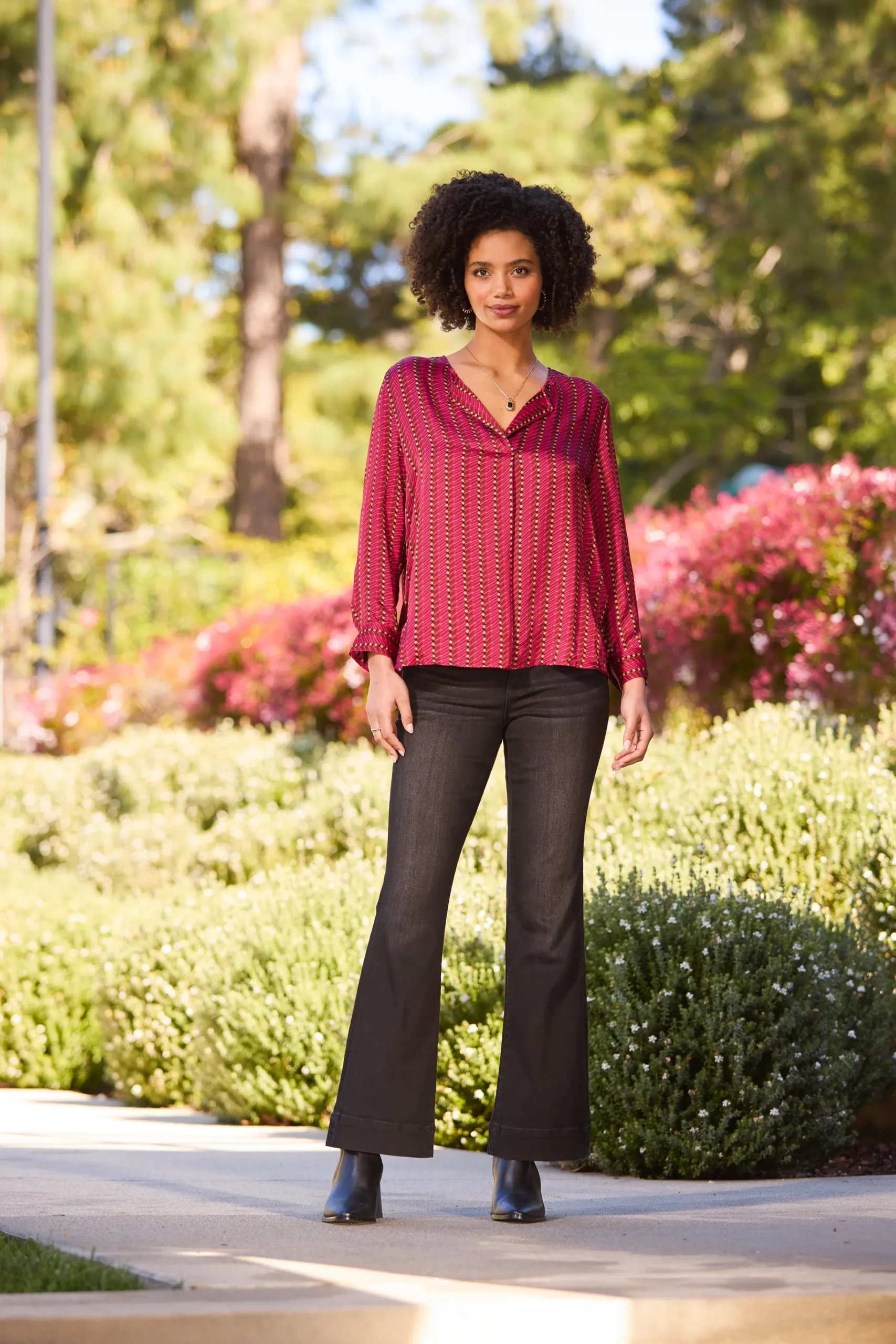 Liverpool Los Angeles Tops-LONG SLEEVE POPOVER WOVEN BLOUSE Rubydottedstripe
